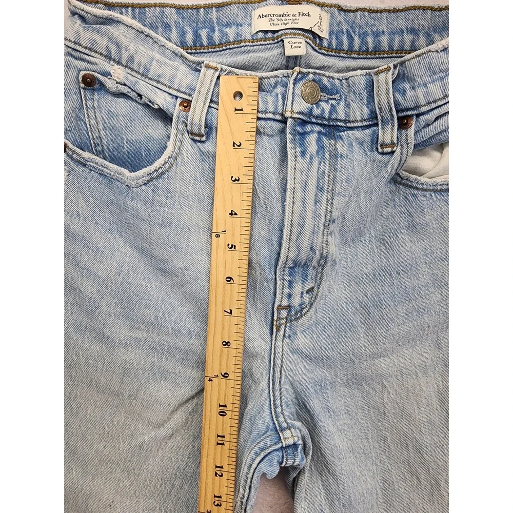 Abercrombie & Fitch Curve Love 90s Straight Ultra High Rise Jeans Size 28/6s